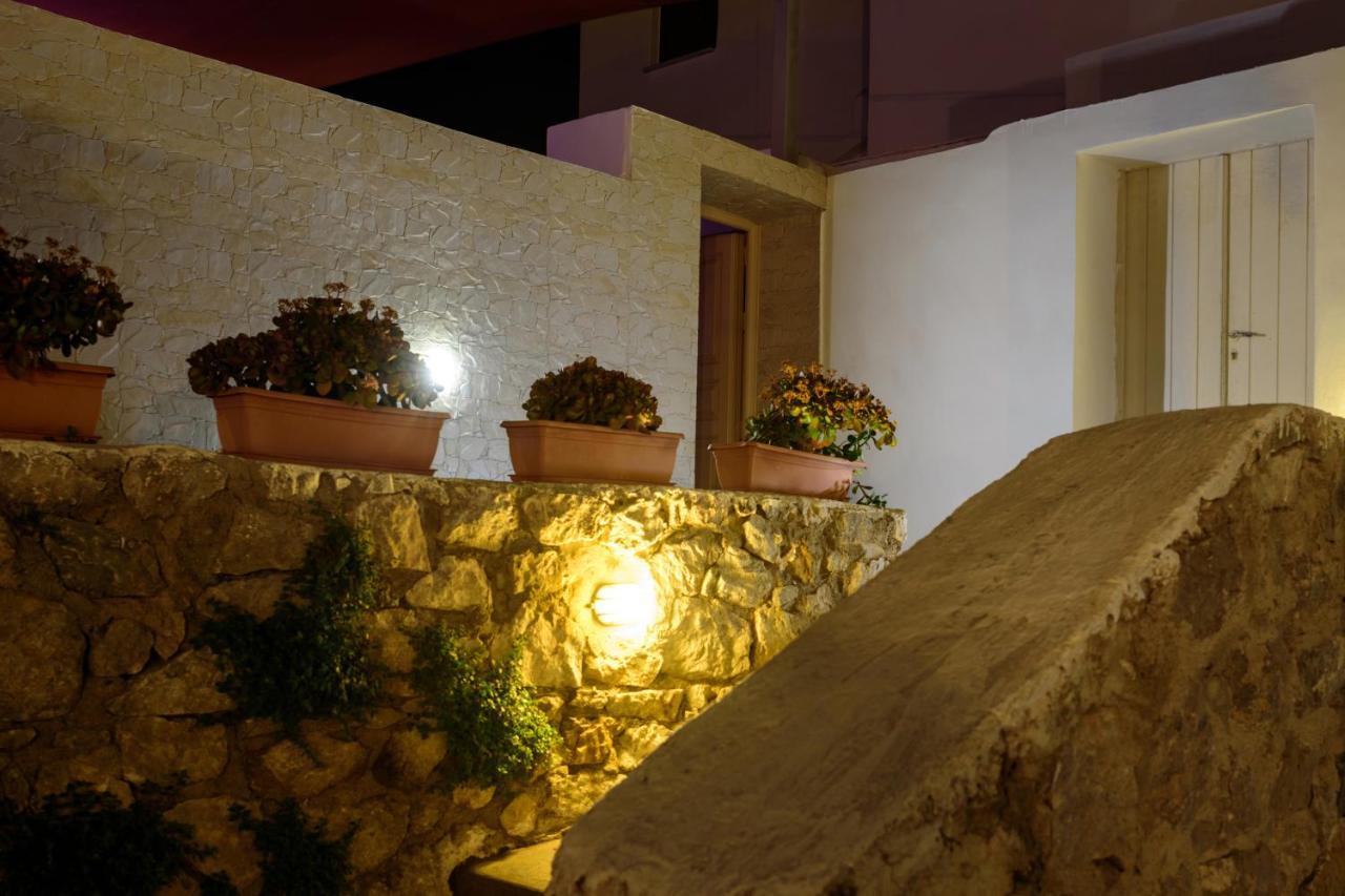 Apartmán Heart Of Oia - Private House With Jacuzzi Exteriér fotografie